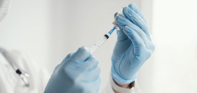 Recomendación da vacinación da gripe para os mais pequenos // foto badalnovas.com - El Portal de la Infancia