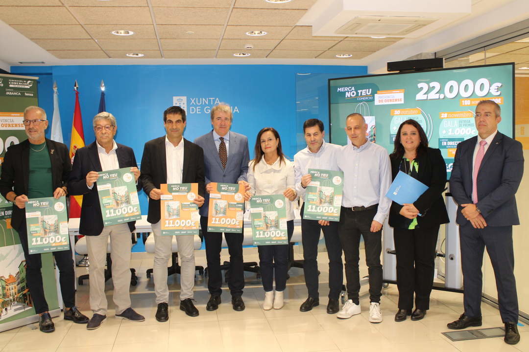 Presentación de la campaña "Merca no teu comercio"