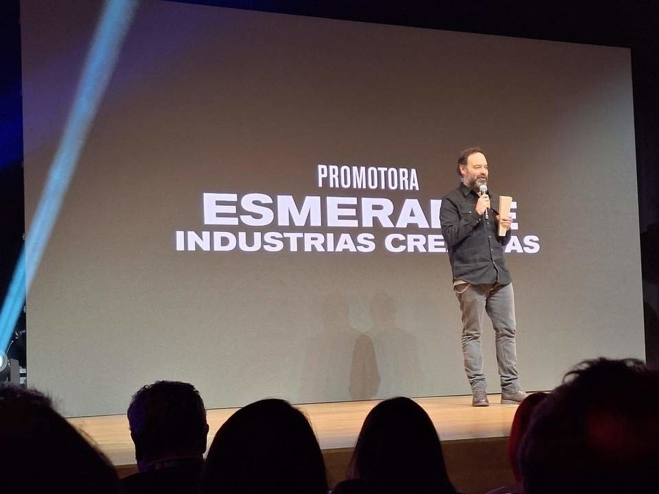 Esmerarte Industrias Creativas recibe el galardón a Mejor Promotora en los premios AUPA!