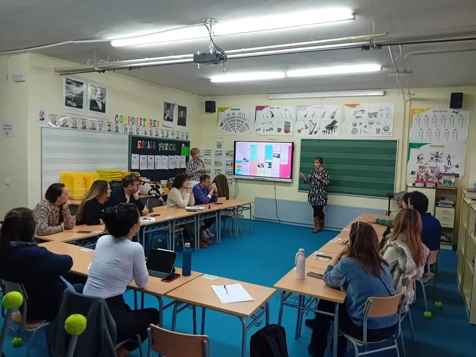 El CEIP Galán visita el colegio CEIP Isidro Almazán de Guadalajara.