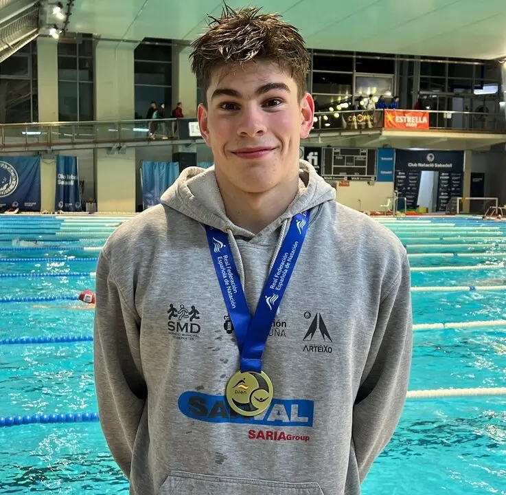 Mateo García, del Club Natación Arteixo, nuevo Récord Gallego.